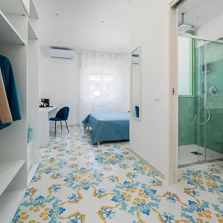 Pusiso - De Vivo Realty Guest house 3*