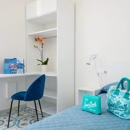 Pusiso - De Vivo Realty Sorrento