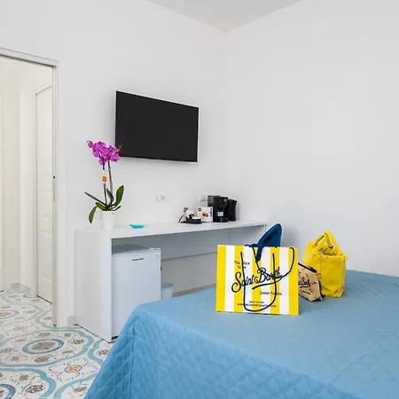 Pusiso - De Vivo Realty Sorrento